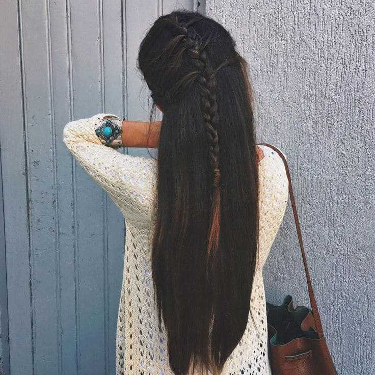 Красивые аватарки для девушек с длинными волосами (39 фото)