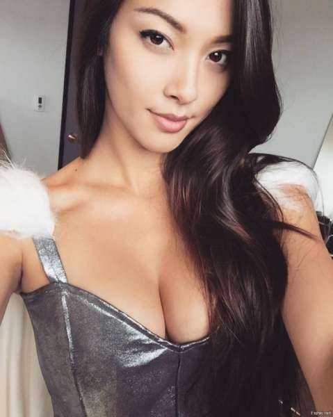 Красивые азиатские девушки селфи