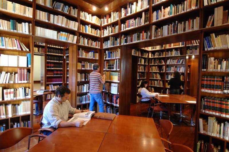Книгохранилище библиотекаря