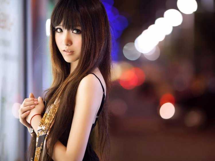 Корейская девушка с длинными волосами51