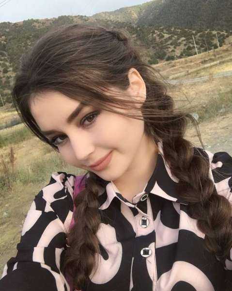 Певица Таджикистана Манижа Азизова