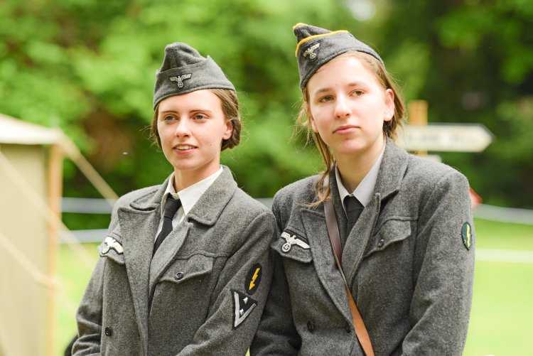 Военные девушки Германии