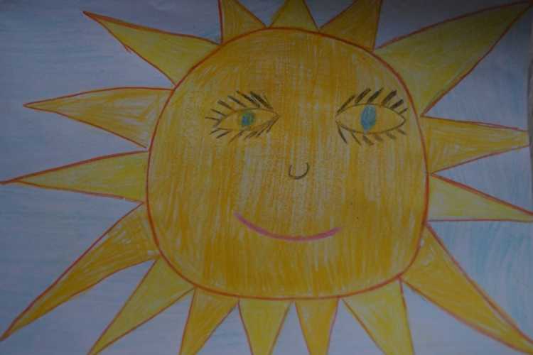Детский рисунок солнышко