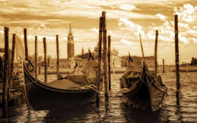 Венеция сепия