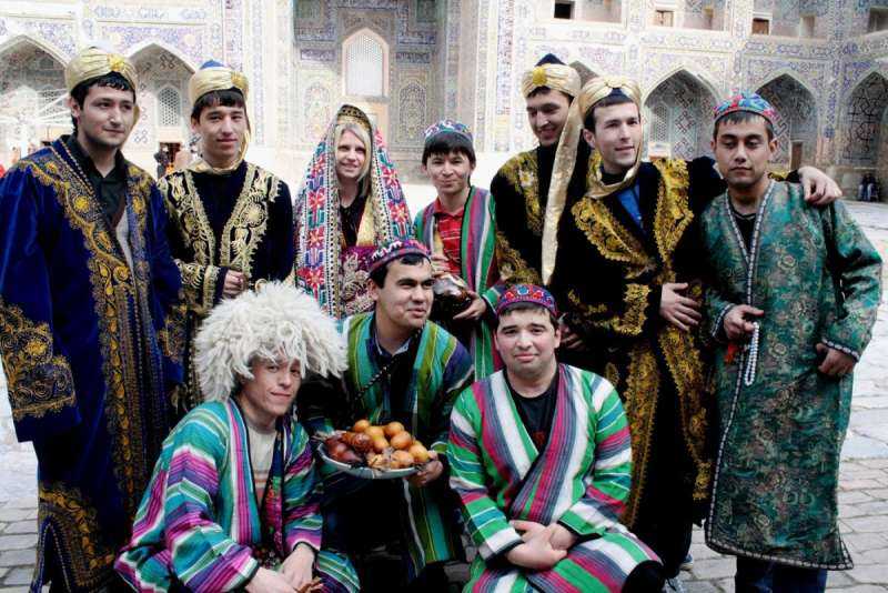 Узбекский национальный костюм город Бухара