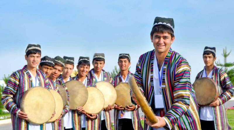 Жители Узбекистана