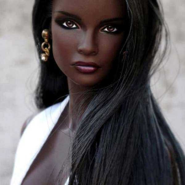 Кукла Барби афроамериканка