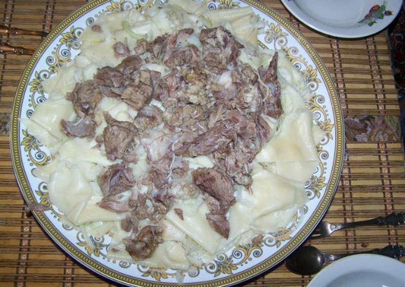Азербайджанский бешбармак