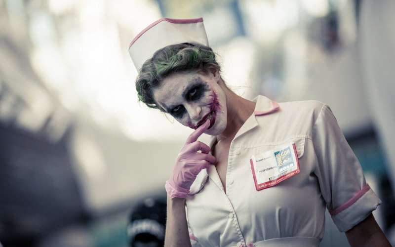 Сумасшедшая медсестра