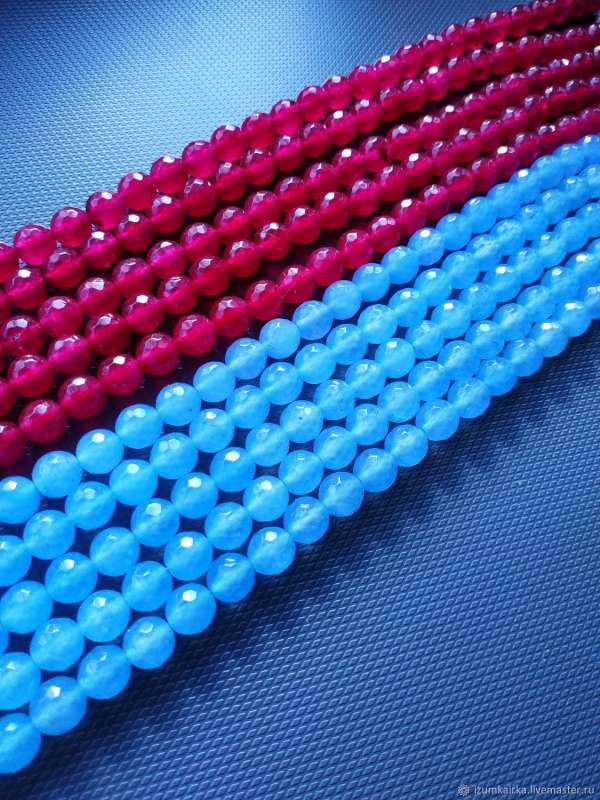 Разноцветные шарики с огранкой для браслетов