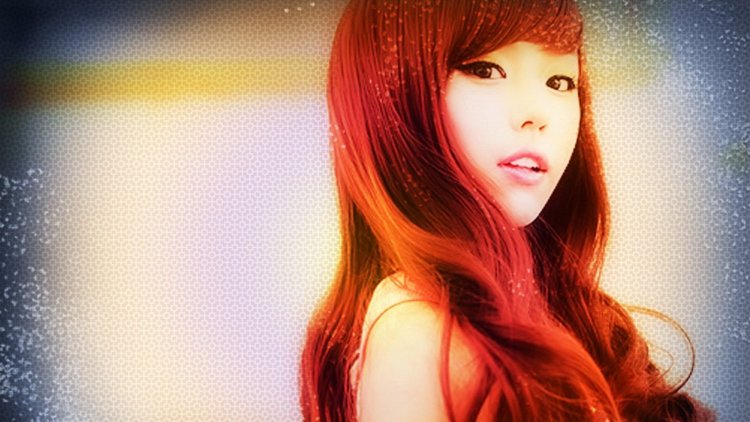 Красивые японские девушки с рыжими волосами